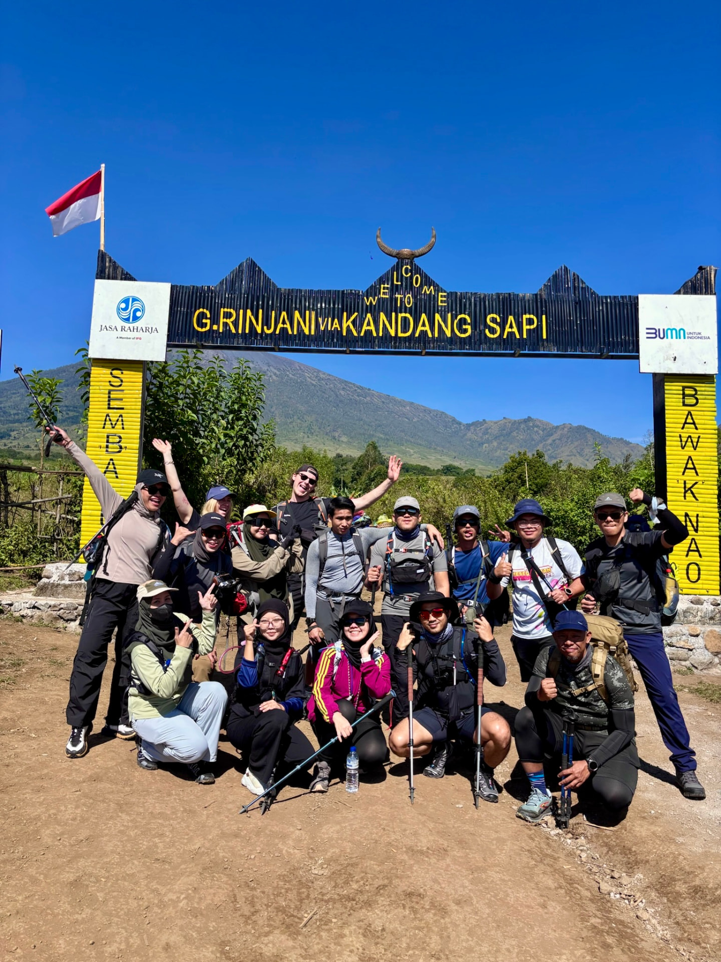 Hiking group at the Mount Rinjani trail entrance